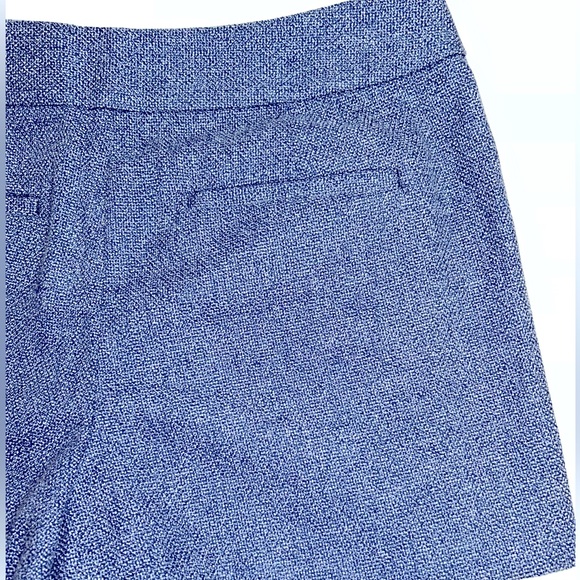 NWT LOFT “The Riviera Short” textured navy blue shorts — sz 6 - Picture 6 of 6